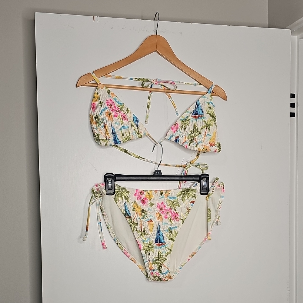 Old Navy Floral Print Bikini Set - Multicolor